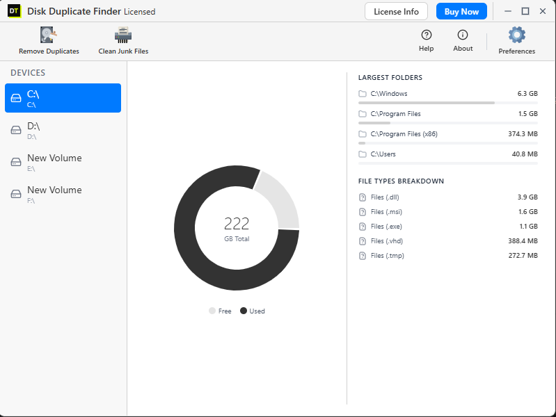 Storage dashboard showing total disk storage, largest folders, and file types breakdown for a Windows PC